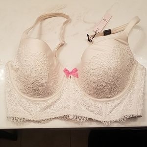 Victoria Secret Lace Bra New With Tags
